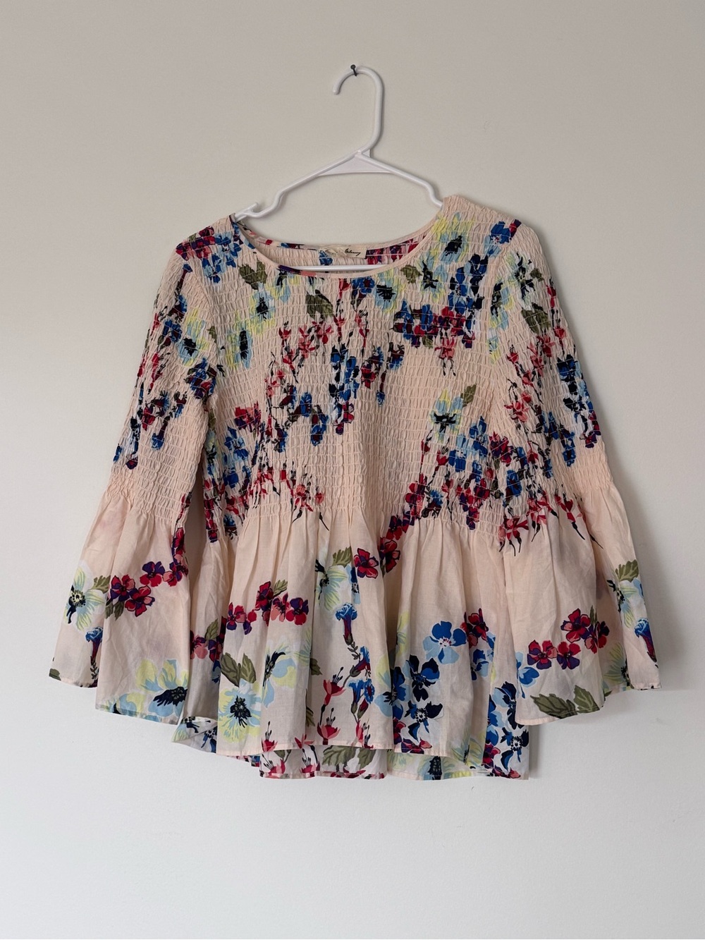 Jane & Delancey Light Pink Floral Smocked Bell-Sleeve Top Small